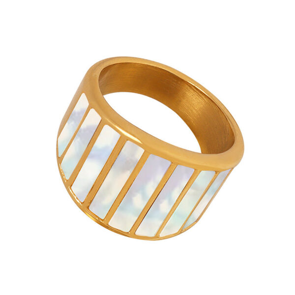 New design retro white sea shell ring wide version exaggerated personality fashion titanium steel metal texture ring woman